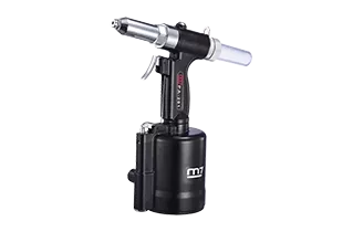 Riveteuses, Port, Société de vente en matériel et outillage industriel